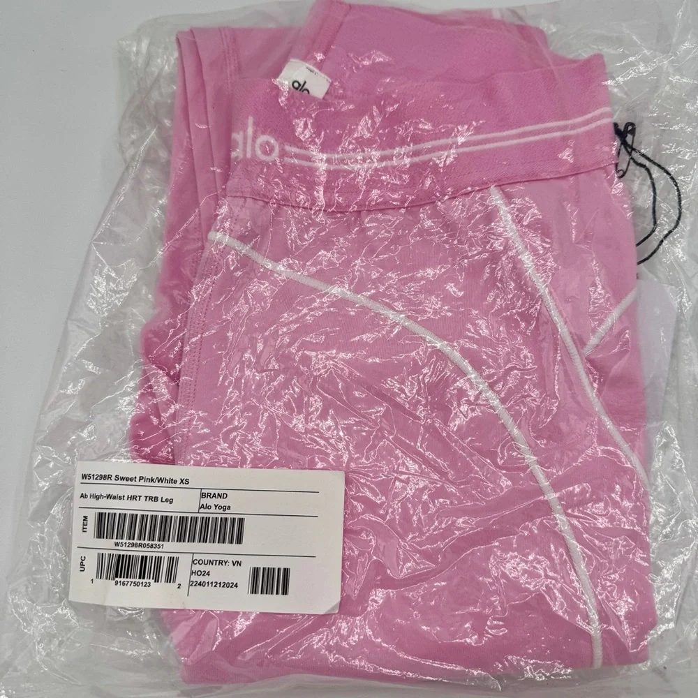 NWT Alo Airbrush High-Wasted Heart Throb Legging in Sweet Pink Yoga Brand new - Picture 6 of 16